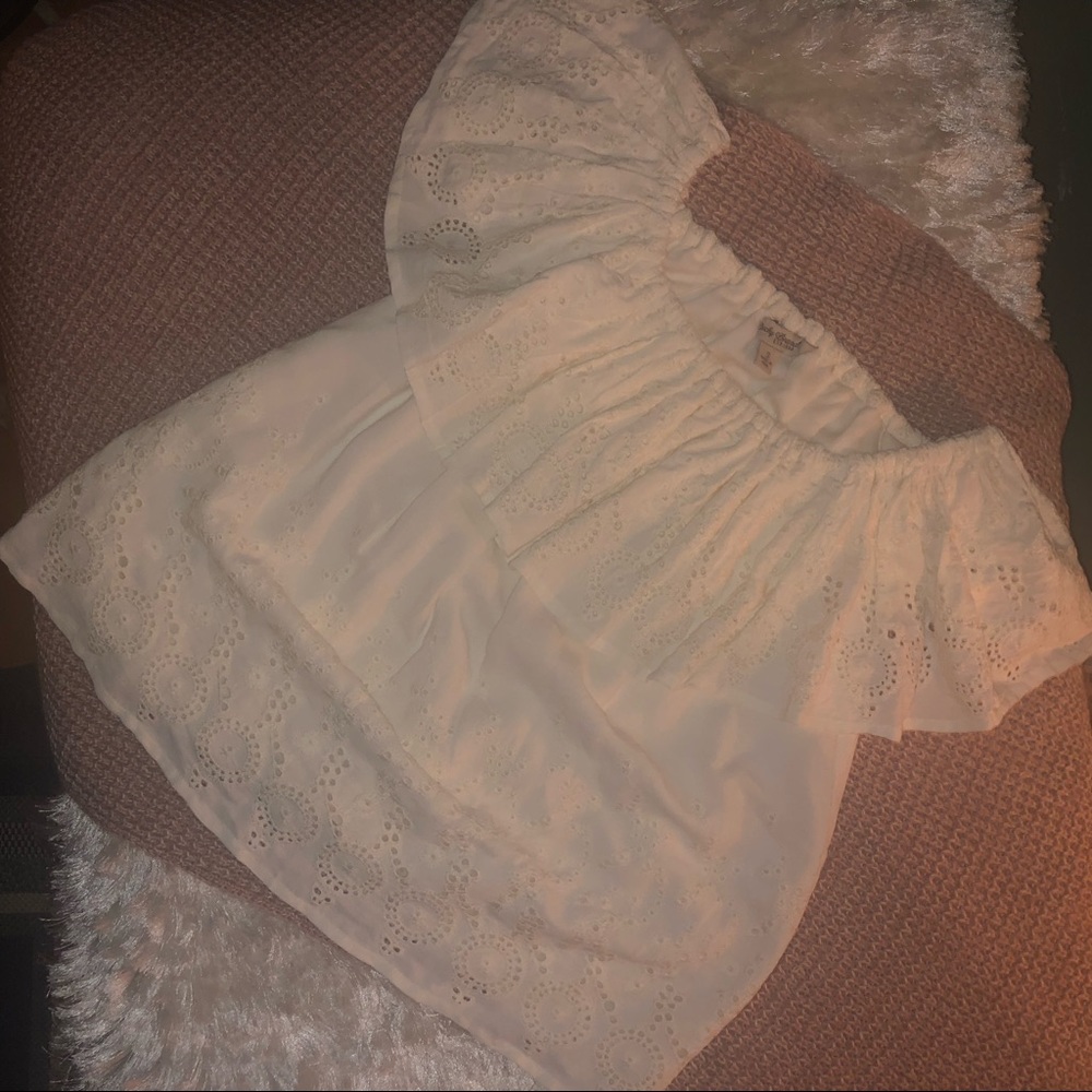 Women’s Lucky Brand top
